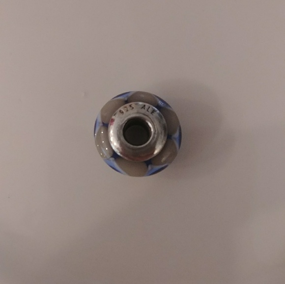 Pandora Glass Bead - Picture 2 of 3